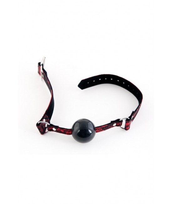 Кляп с кружевным красным ремешком